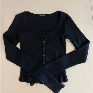 brandy melville long sleeve zelly